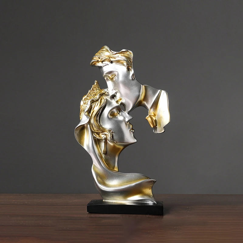 Lovers Statue Figurine