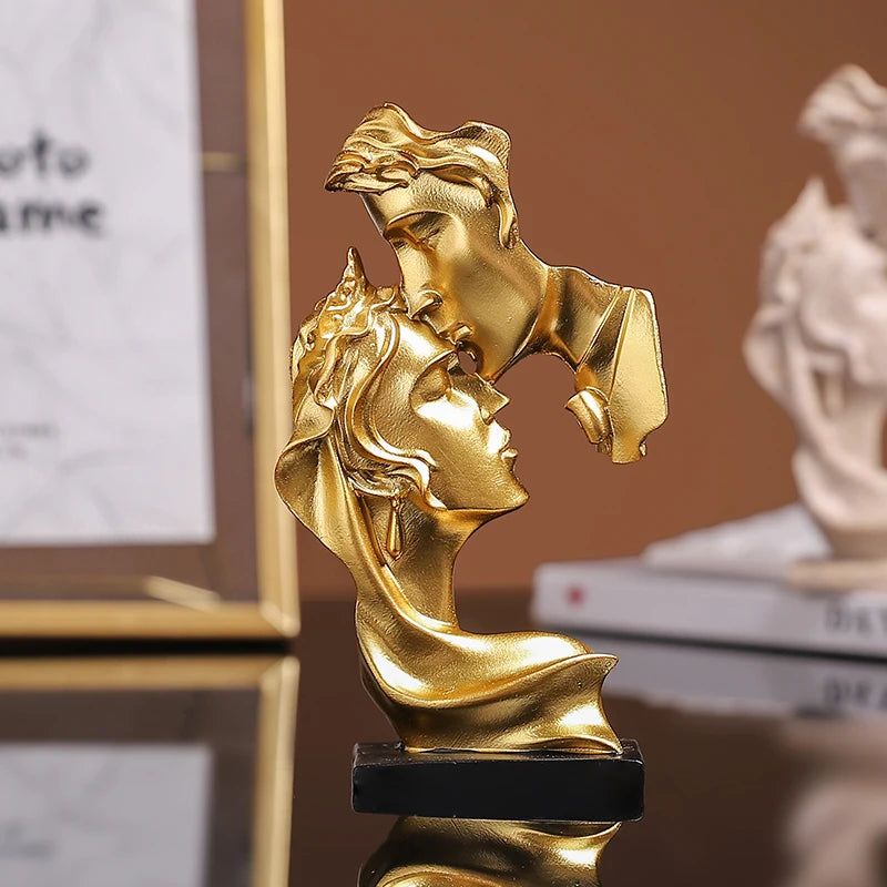 Lovers Statue Figurine